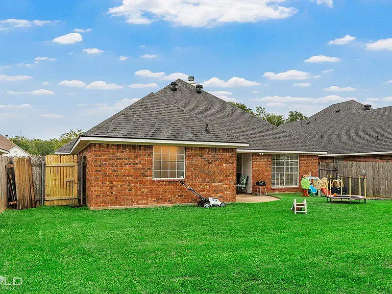 2531 Brookhaven Dr — Photo 13
