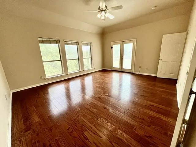 540 Highridge Dr — Photo 11