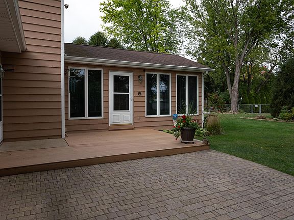 2nd image of 38 Wesley Ave