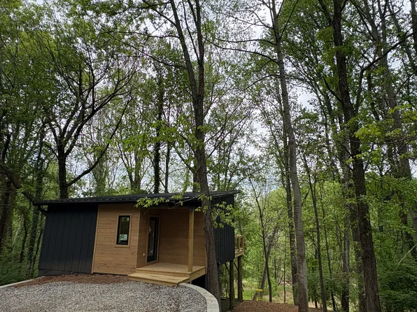 (undisclosed Address), Asheville, NC 28806