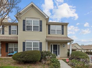 3867 Glenlea Commons Dr, Charlotte, NC