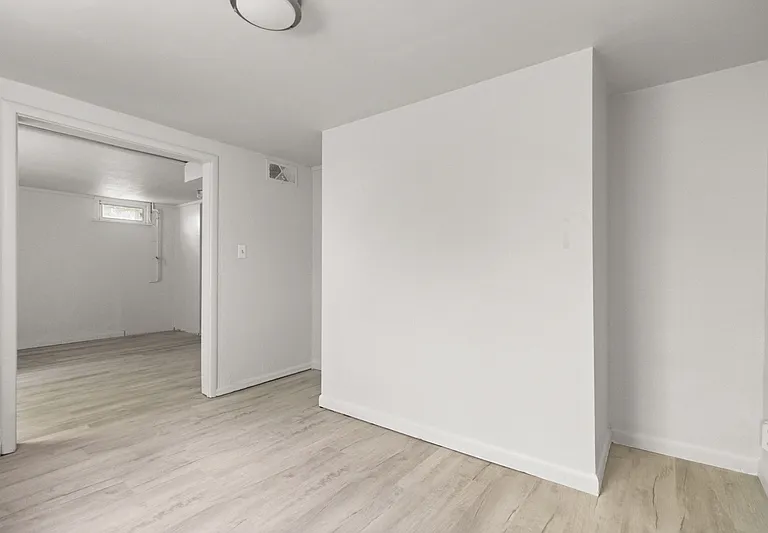 4757 S Jason St — Photo 21