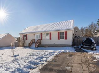 76 Sky View Dr, Farmington, NH 03835