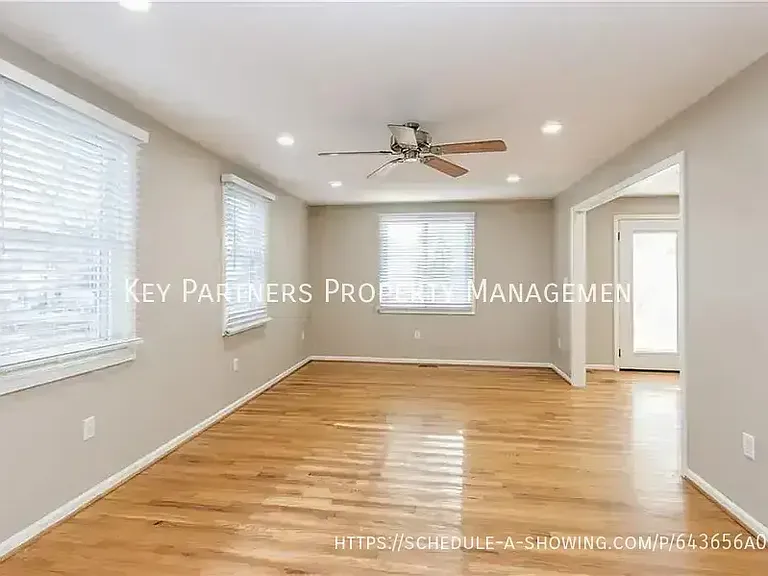 4931 W 72nd Ter — Photo 13