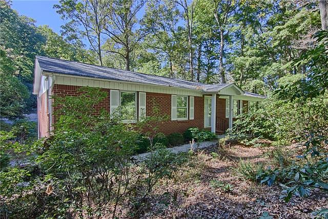 1st image of 31 Peachtree Ln