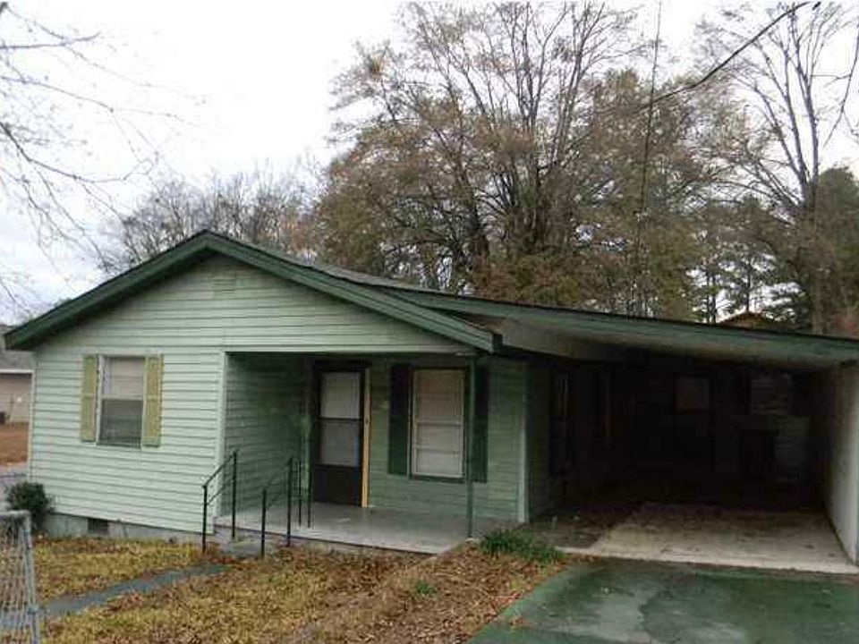1st image of 2200 3rd St E
