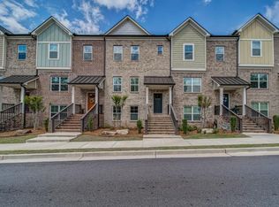 166 Panther Point Ln, Lawrenceville, GA 30046