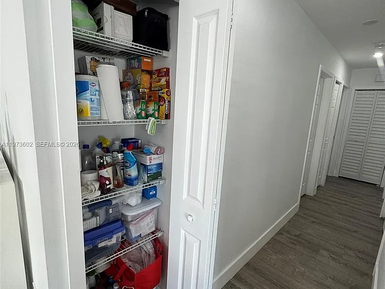 12534 SW 27th St — Photo 20