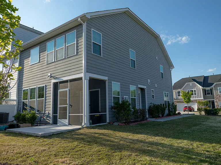 550 Catalina Grande Dr — Photo 4