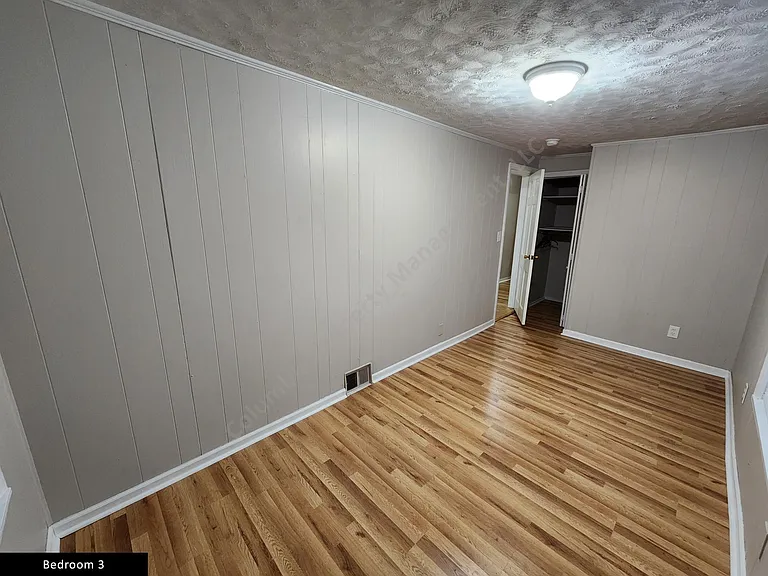3430 Earlewood Dr — Photo 21