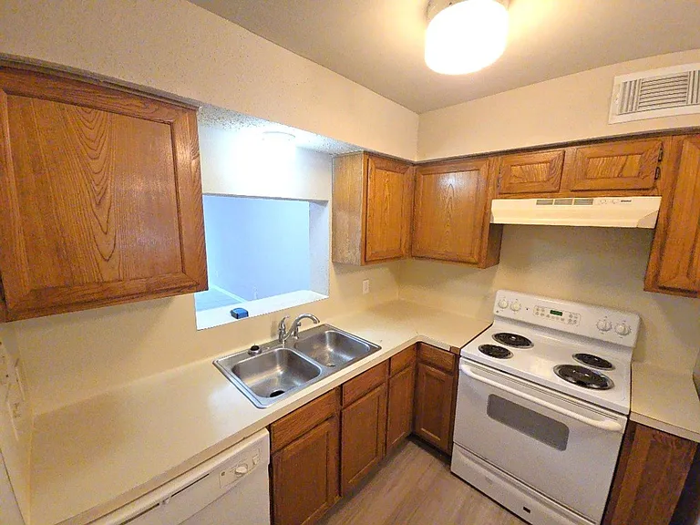 15625 Weldon Dr — Photo 12