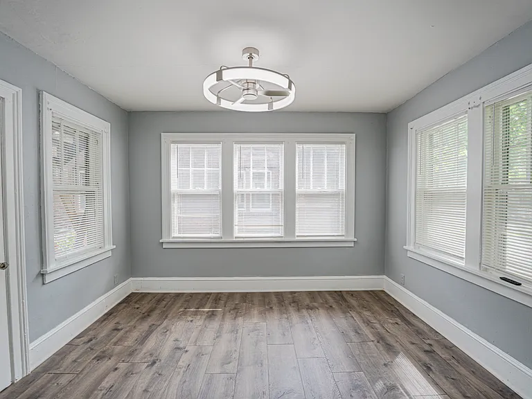 426 N Lake St #3 — Photo 8
