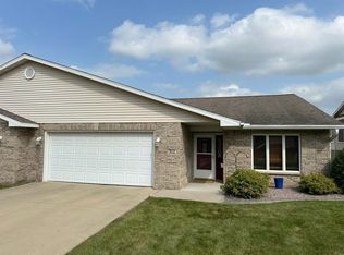 512 3rd Ave NW, Byron, MN 55920