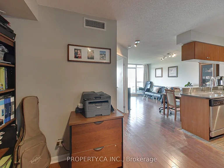 185 Legion Rd N #901 — Photo 3