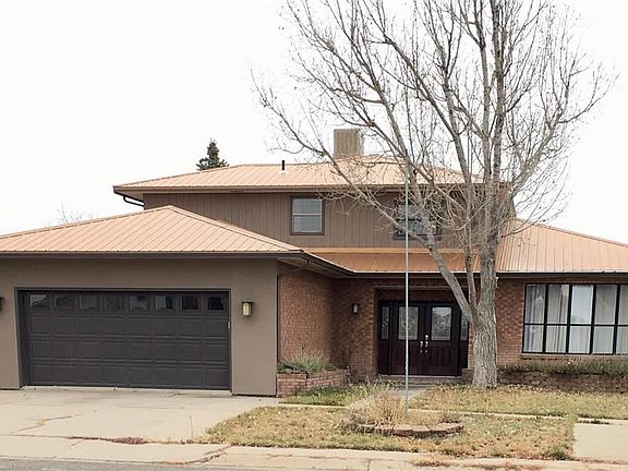 2nd image of 707 Lee Dr