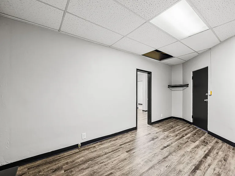 310 N Michigan St #205 — Photo 12