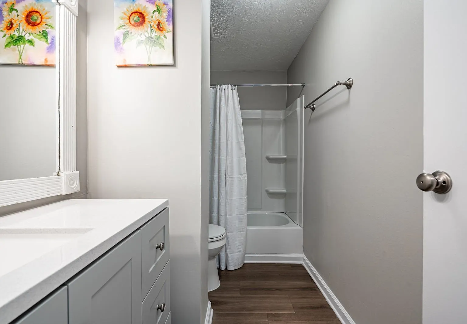 4 bed, 3.0 bath, 1080 sqft, $594 — Photo 3