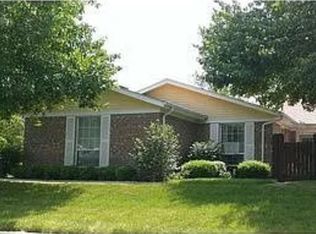 430 Williamsburg Ln #B, Lancaster, OH 43130