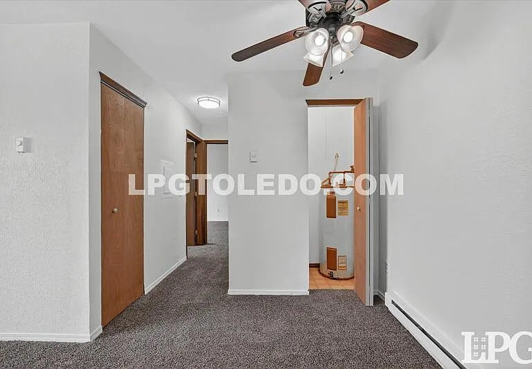 1220 Bedford Woods Dr #10 — Photo 13