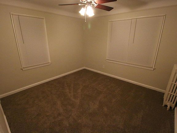 5th image of 20456 Stafford St
