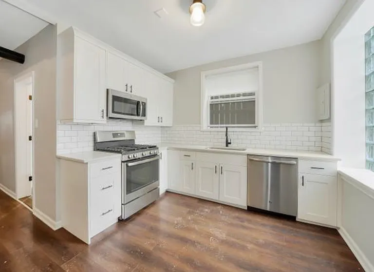 1232 W Huron St — Photo 2