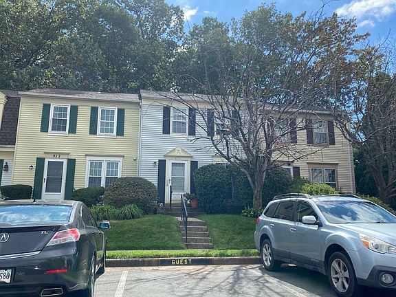 2nd image of 951 Holborn Ct Unit 146