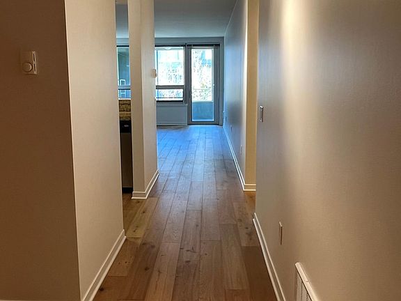 3rd image of 750 Van Ness Ave Unit 305