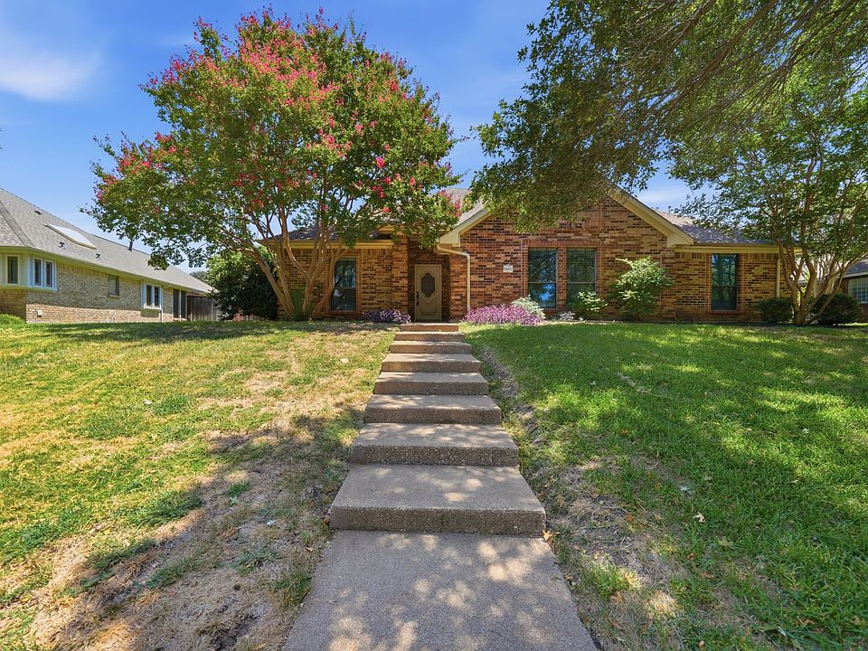 1st image of 4405 Bentley Dr