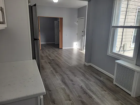 Rented by MCR Realty | media 3