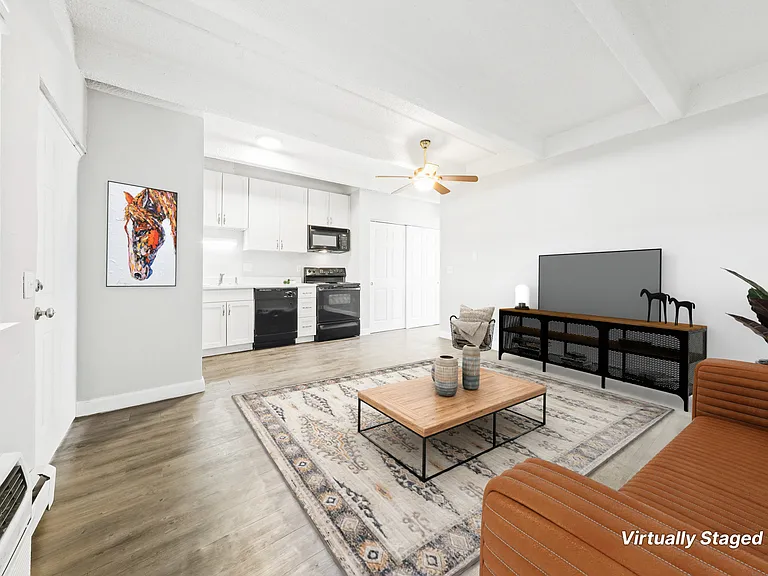 Montego Apartments — Photo 12