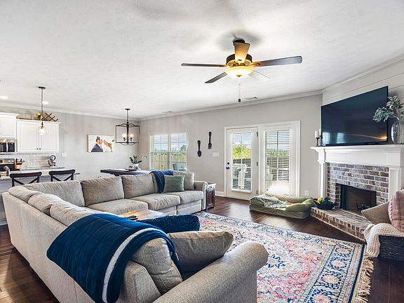4th image of 3091 Greymoor Cir