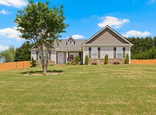 327 Terra Plains Dr, Greer, SC 29651