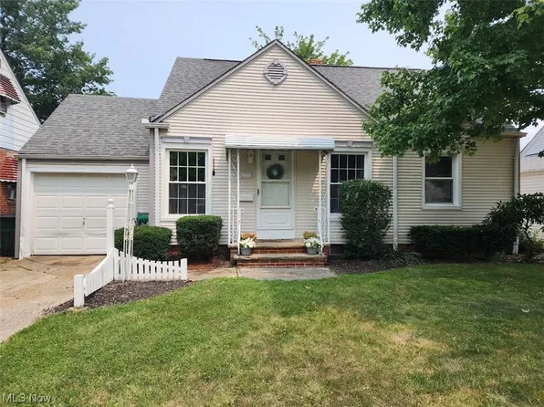 335 E 326th St, Willowick, OH 44095