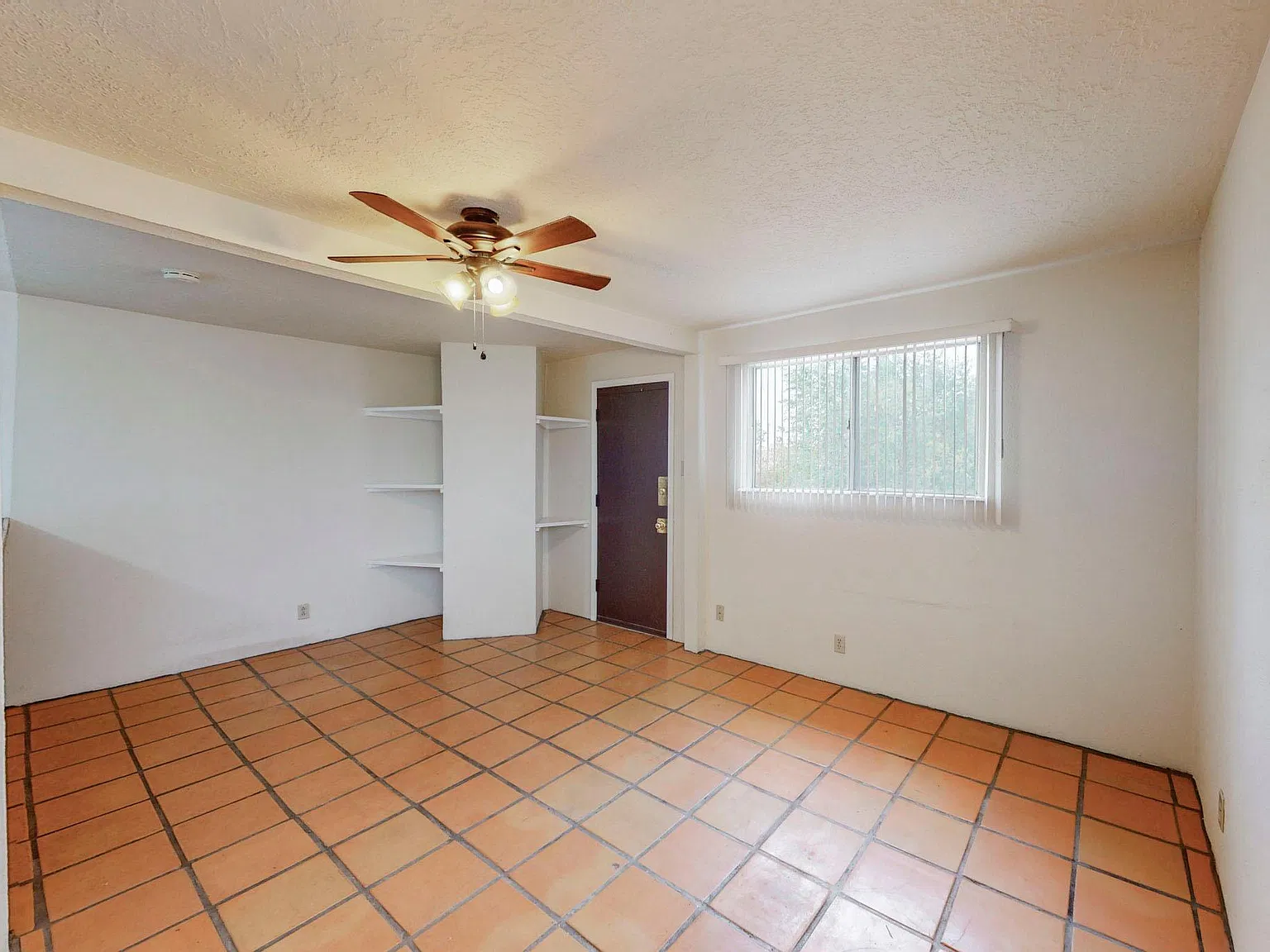752 Agua Fria St — Photo 3