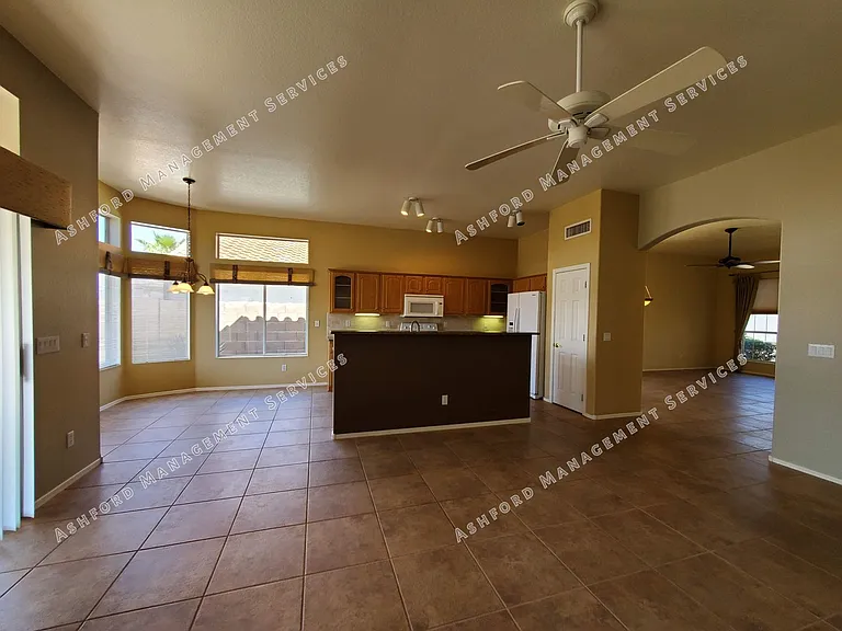 11558 W Tortoise Ct — Photo 20