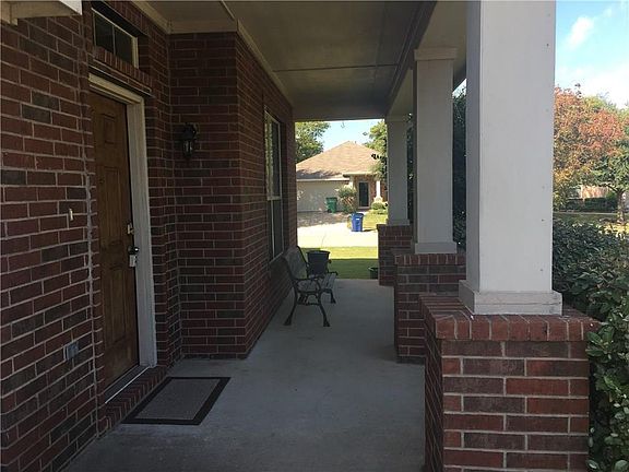 3rd image of 6941 Red Bluff Dr