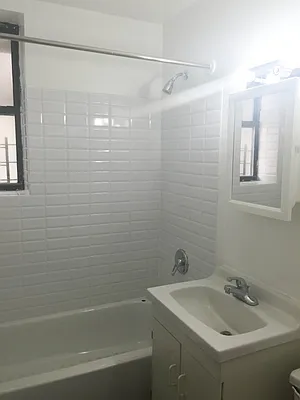 Rented by Bohemia Realty Group | media 19