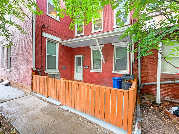 3rd image of 2719 Larkins Way
