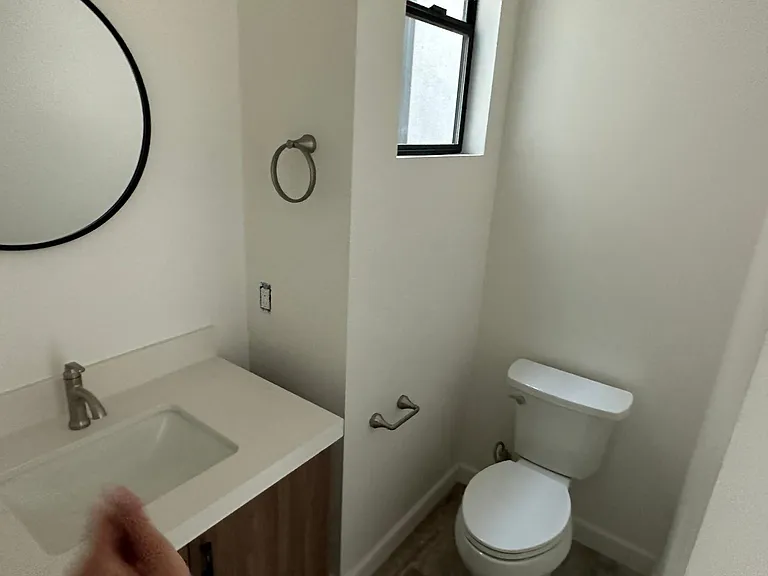 256 B Ave — Photo 4