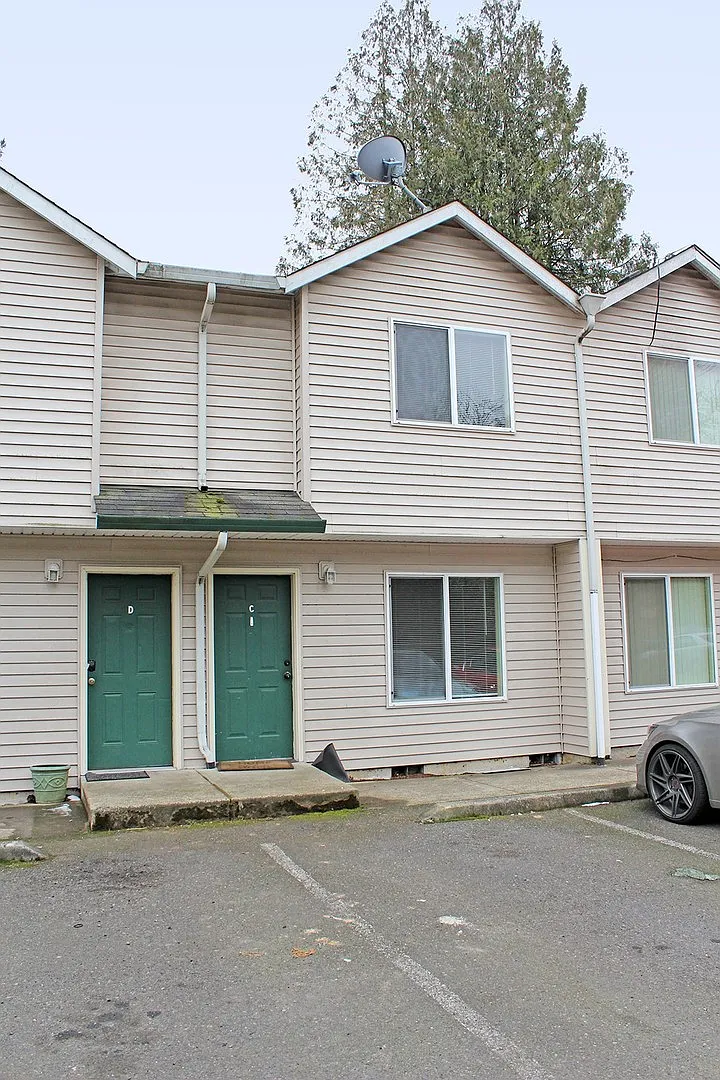 foray02 — Photo 2