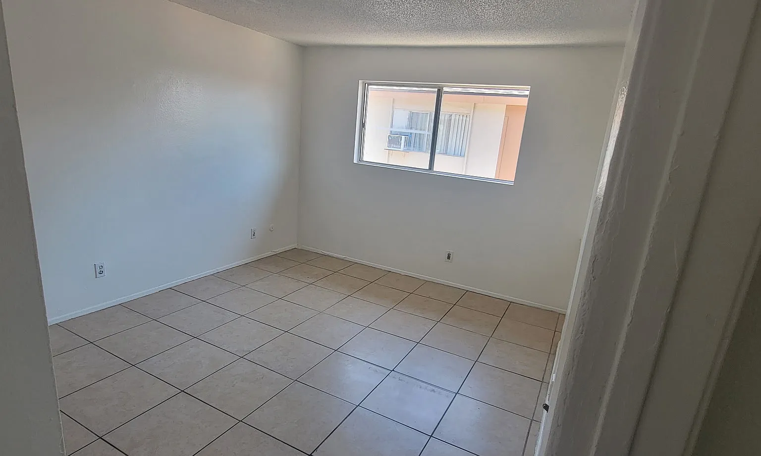 2 bed, $2,450 — Photo 1