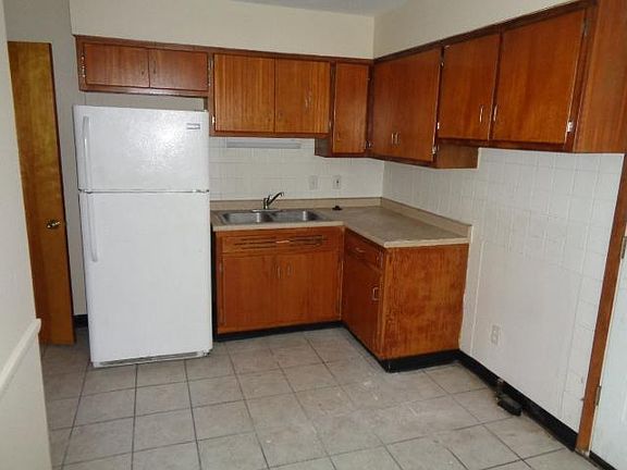 2nd image of 5780 N Meadows Blvd APT A