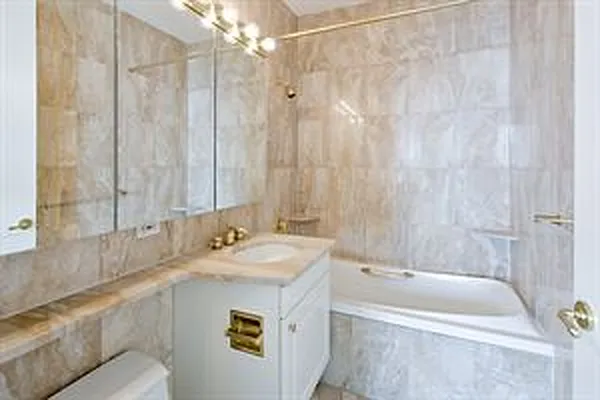 Rented by Douglas Elliman | media 4