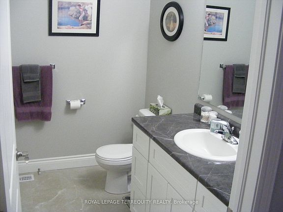 2nd image of 172 Lambert St Lot 31