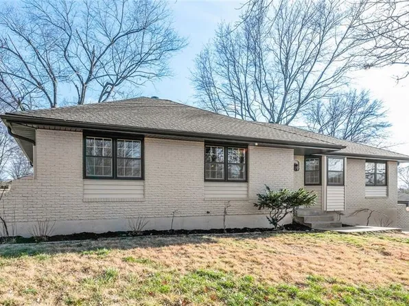 2312 NW 6th St, Blue Springs, MO 64014