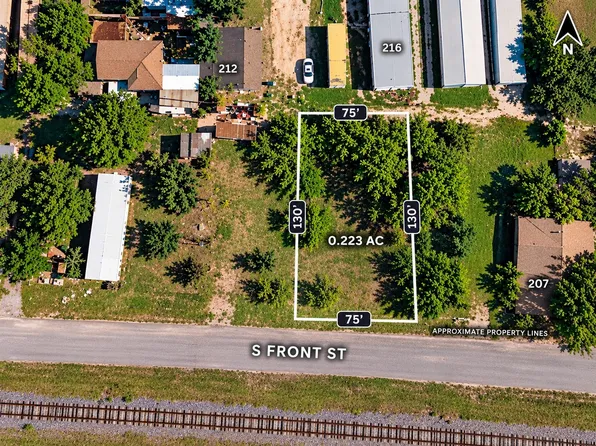 205 S Front St, Itasca, TX 76055