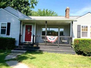 6818 Marsh Rd, Cottrellville, MI 48039