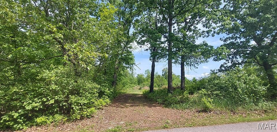 1st image of 2827 Oberhelman Rd