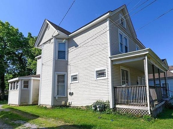 3rd image of 348 Woodland Ave