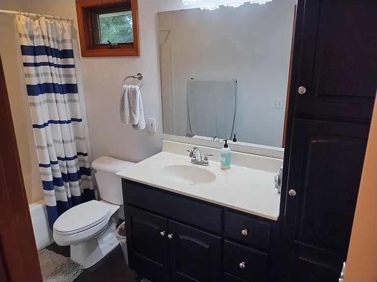 4683 Barrington Dr — Photo 10